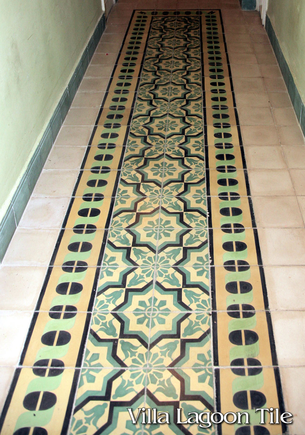 The hallway in an old home in Havana, Cuba. We wish more clients in the USA would realize the value in having special floors in their halls. 